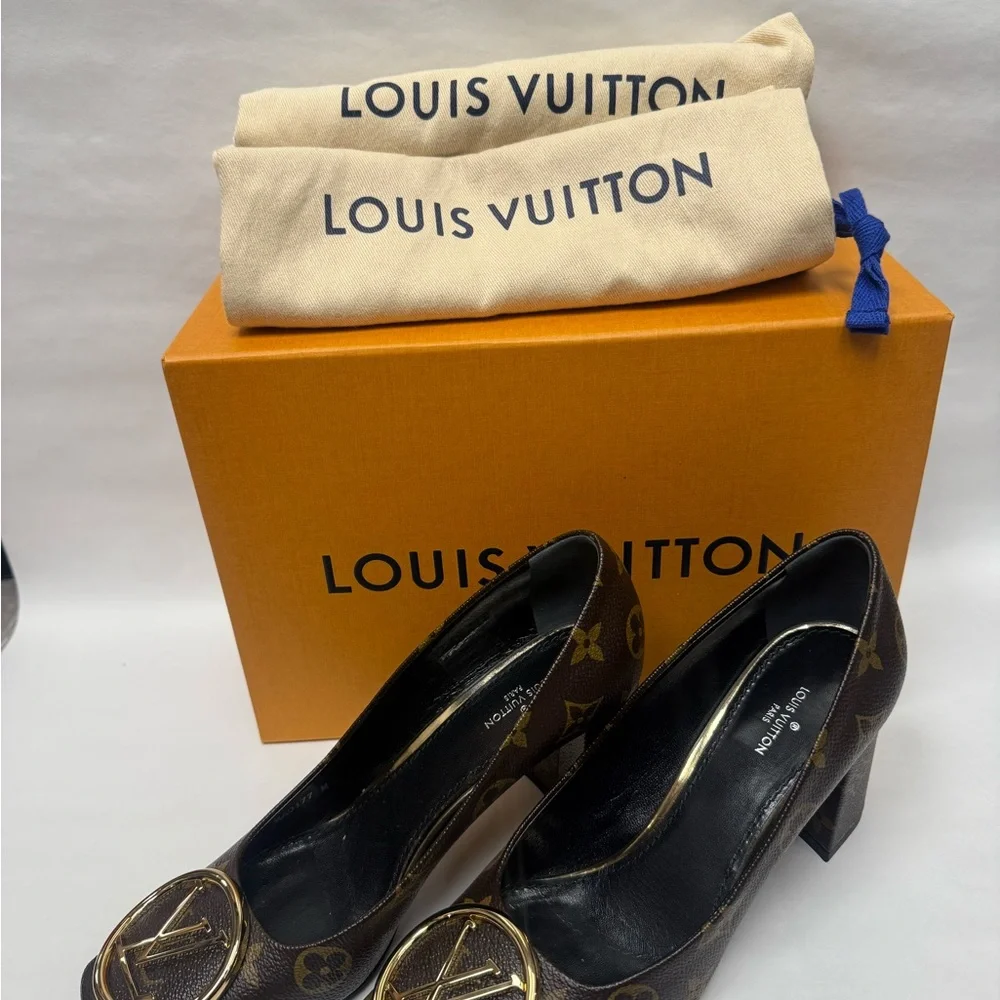 Louis Vuitton Monogram Canvas Madeleine Pumps Size 38 - Picture 3 of 10